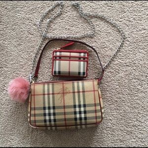 Burberry purse
